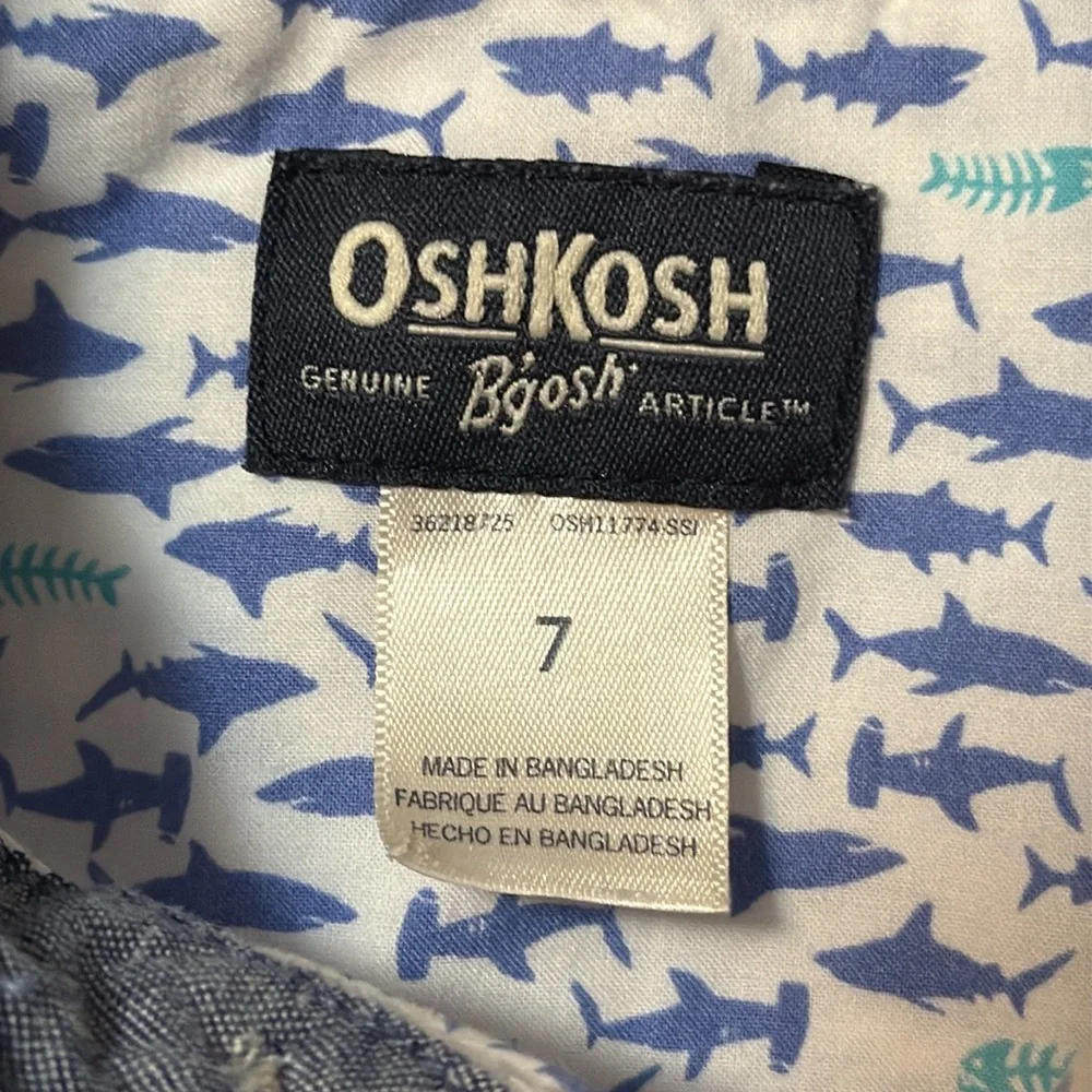 OshKosh B'gosh Blue and White Patterned Shirt Size 7